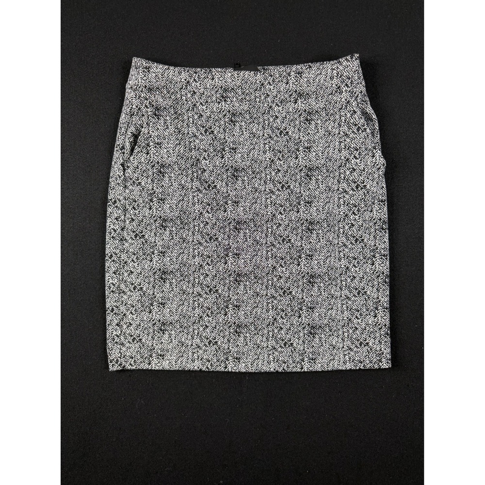 Cabi Black White Herringbone Pencil Skirt Size 8 Zip Back Pockets Professional